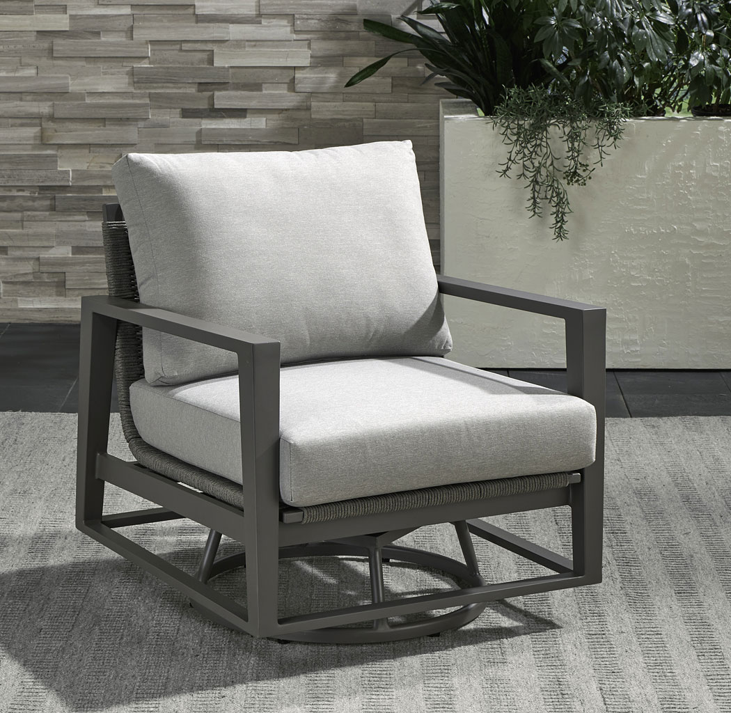 Plantation Key Outdoor Swivel Club Chair Liberty Furniture Furniture Cart