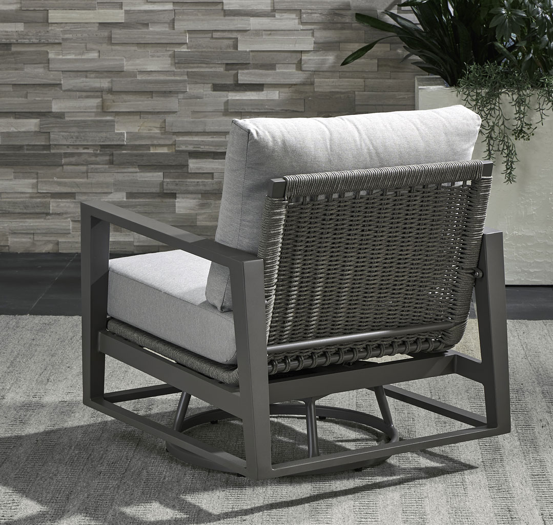 Plantation Key Outdoor Swivel Club Chair Liberty Furniture Furniture Cart