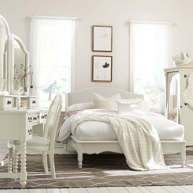 Inspirations Avalon Platform Bedroom Set (Seashell White) Legacy