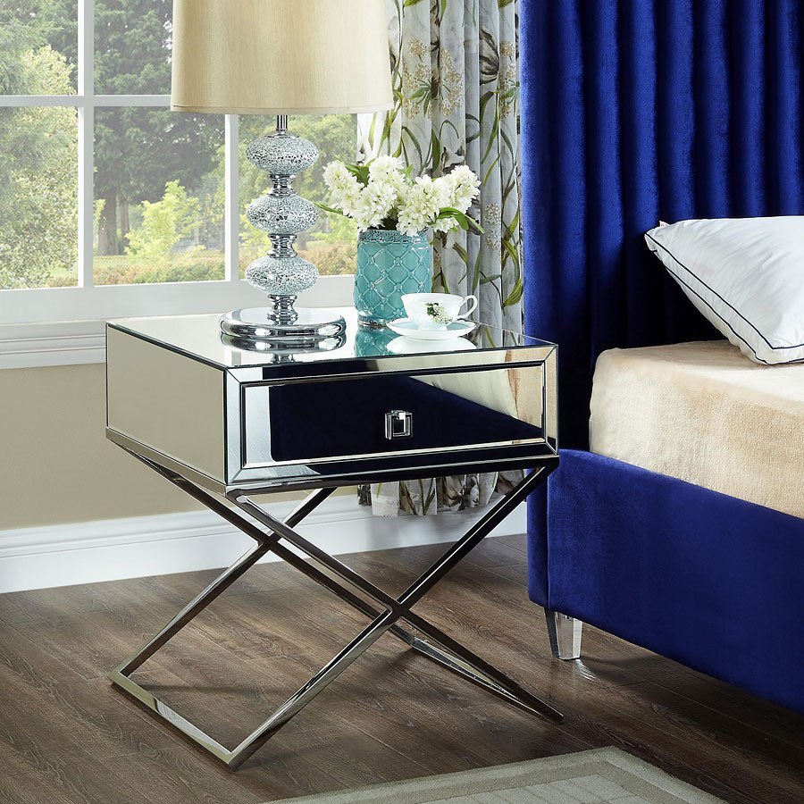 Lynn Side Table Meridian Furniture Furniture Cart