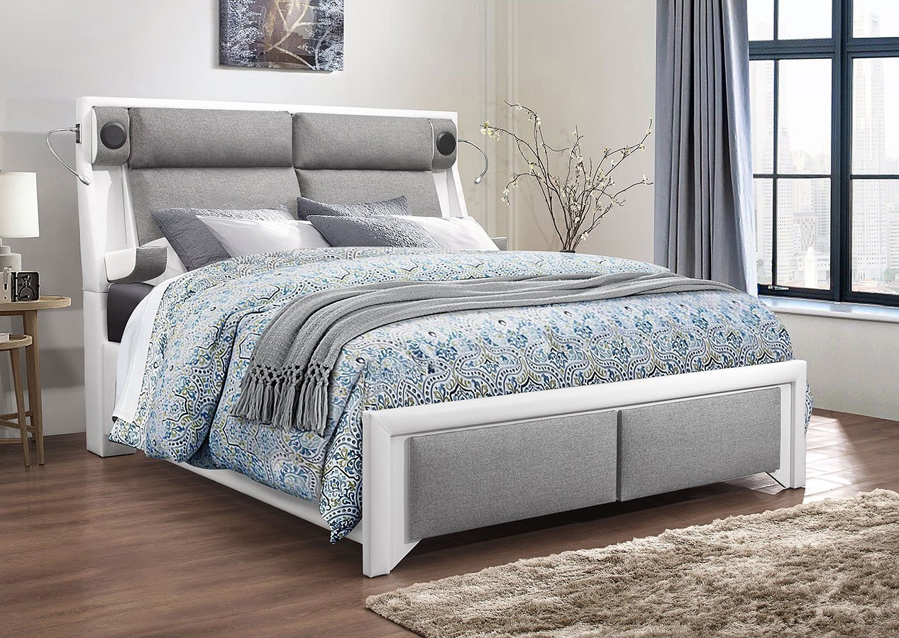 9652 Upholstered Bedroom Set (White And Grey) Global ...