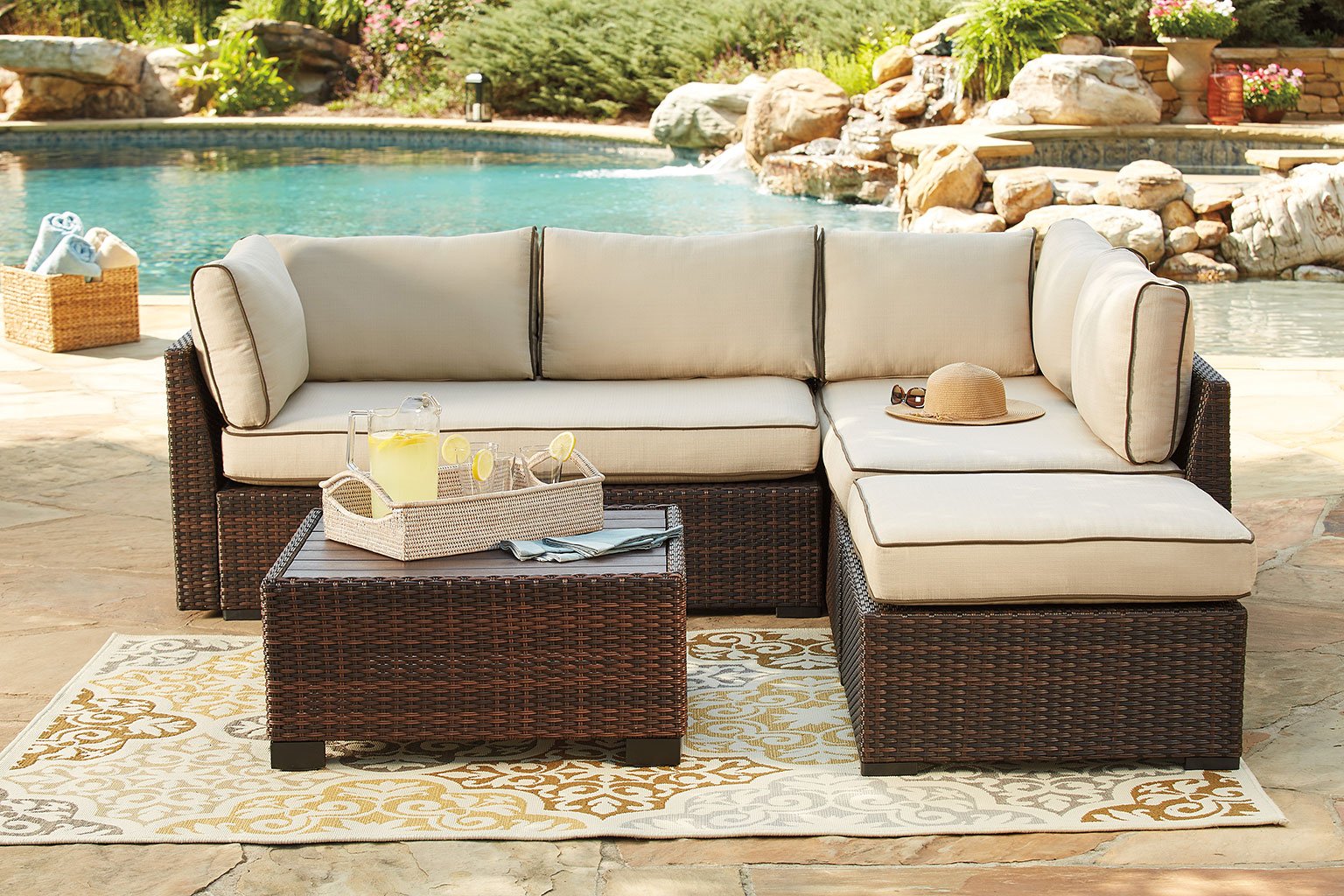 Loughran 4Piece Outdoor Sectional Set Signature Design, 2 Reviews