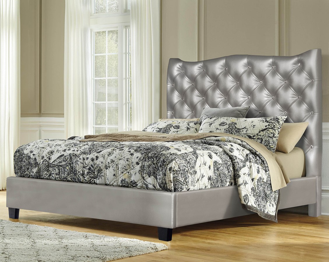Marilyn Upholstered Bed (Silver) Steve Silver Furniture 