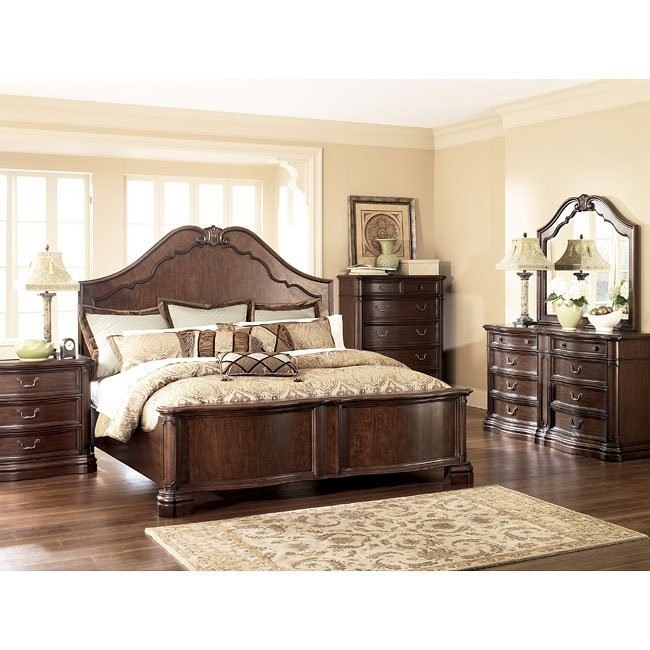 Camilla Panel Bedroom Set