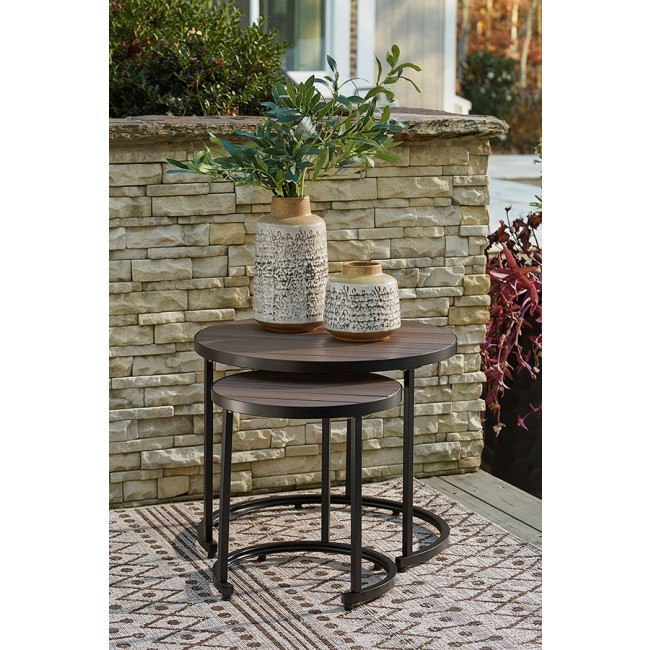 Ayla Outdoor Nesting End Tables (Set Of 2) Signature Design | Furniture ...